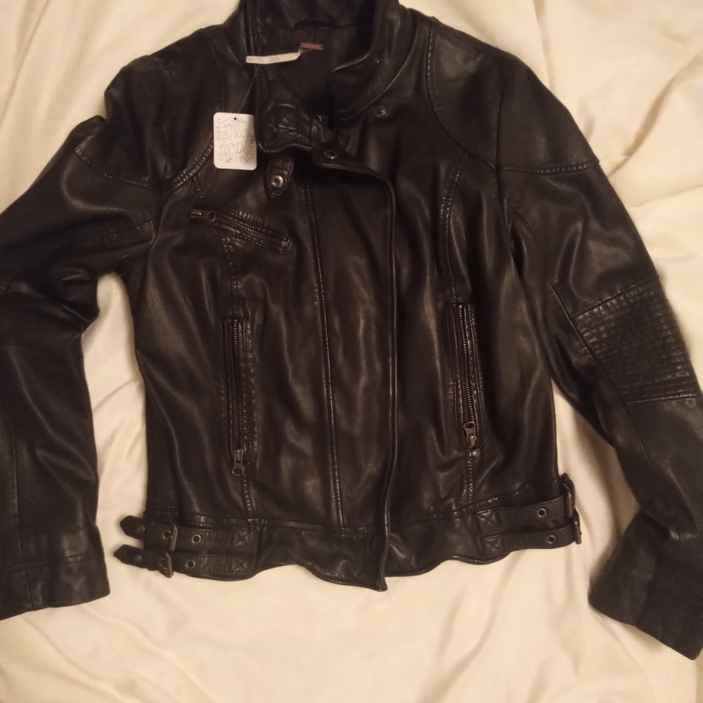 Free people 100% real lamb leather